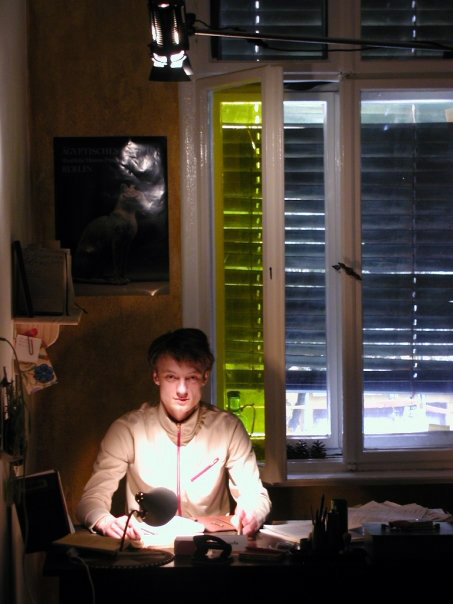Fünf Zimmer