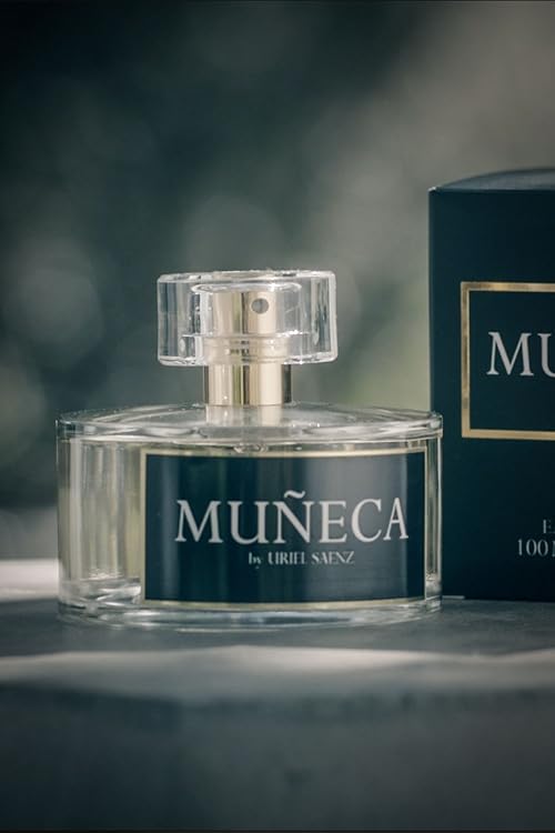 Muñeca by Uriel Saenz