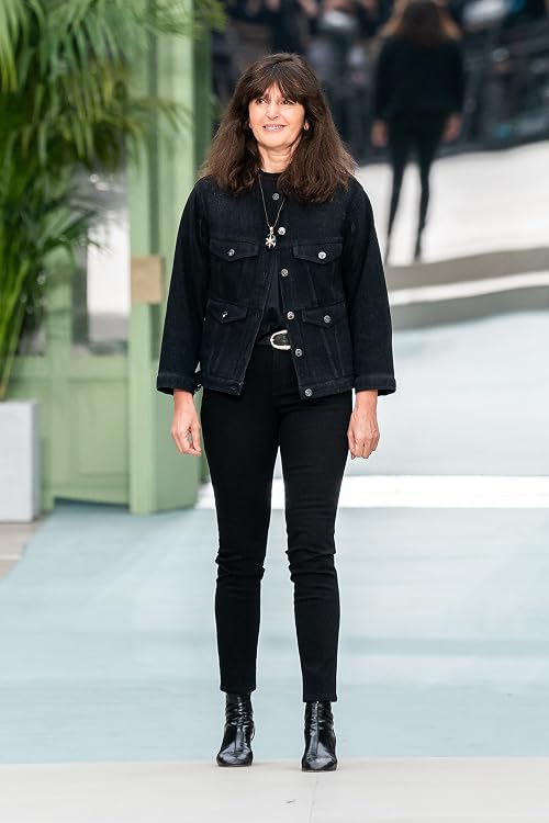 CHANEL: The Cruise 2019/20 Show