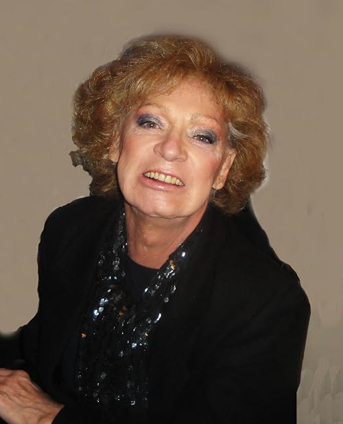 A Tribute to Holly Woodlawn