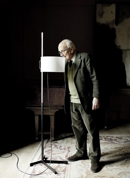 Miguel Milá. Diseñador industrial e interiorista. Inventor y bricoleur
