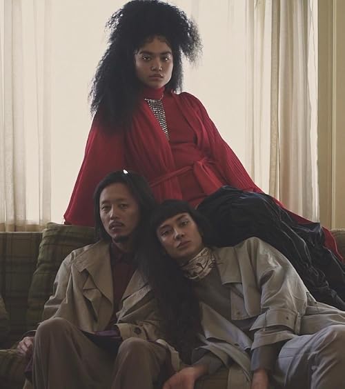 Coletivos Asiáticos - Asian Squad