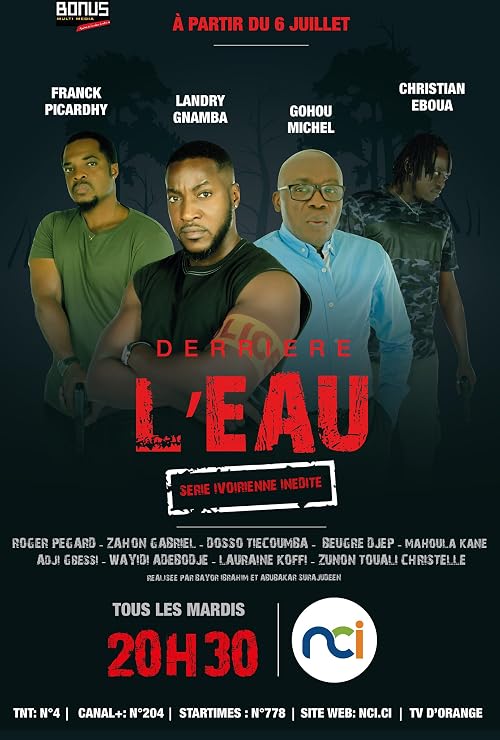 Derrière l'eau
