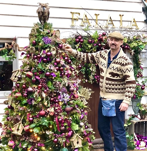 Incredible Christmas Trees and How to Decorate Them