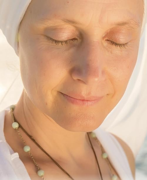 Kundalini Yoga: Healthy Body Fearless Spirit
