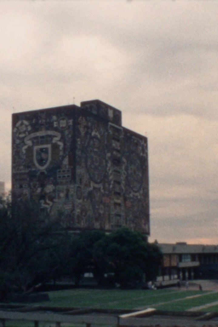 Au Mexique