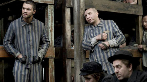 Суд над богом — кадр 2
