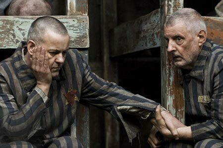 Суд над богом — кадр 4
