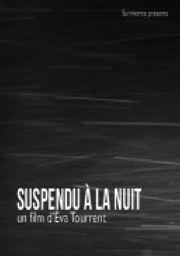 Suspendu à la nuit
