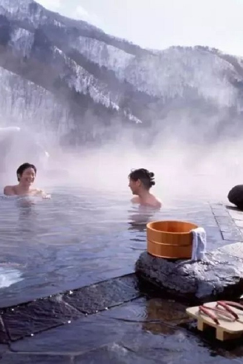 温泉情事