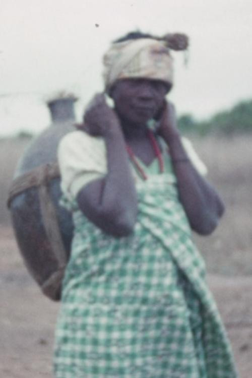 [Cenas várias. Angola]