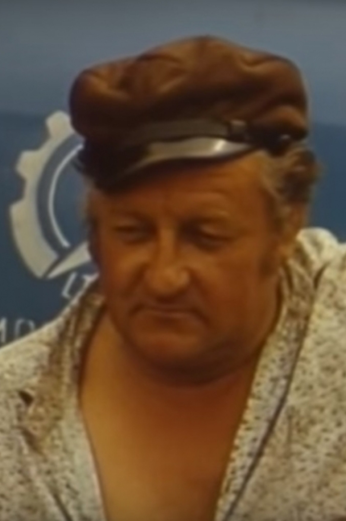 Kieno mūsų žemė