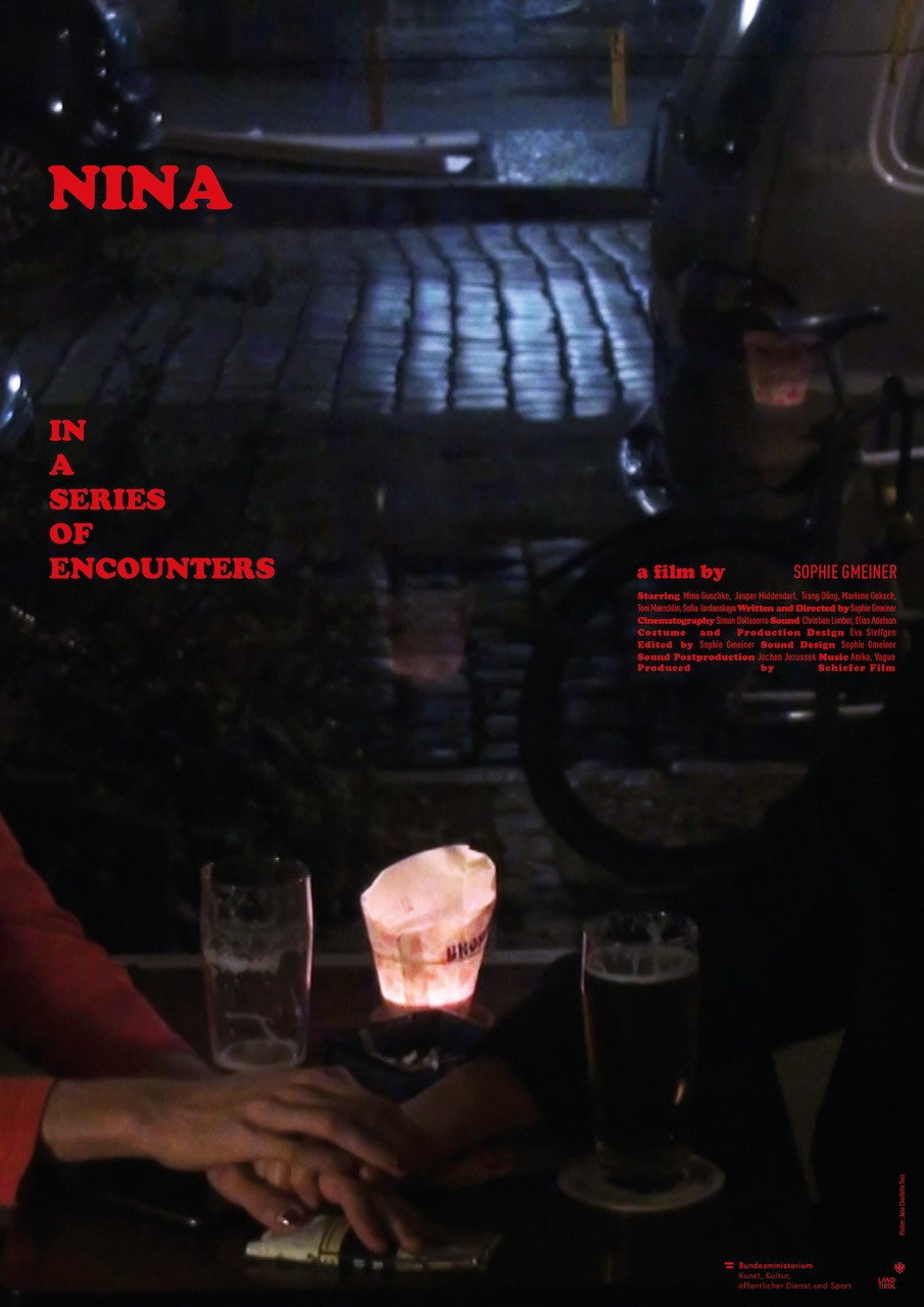 Nina in einer Reihe Begegnungen