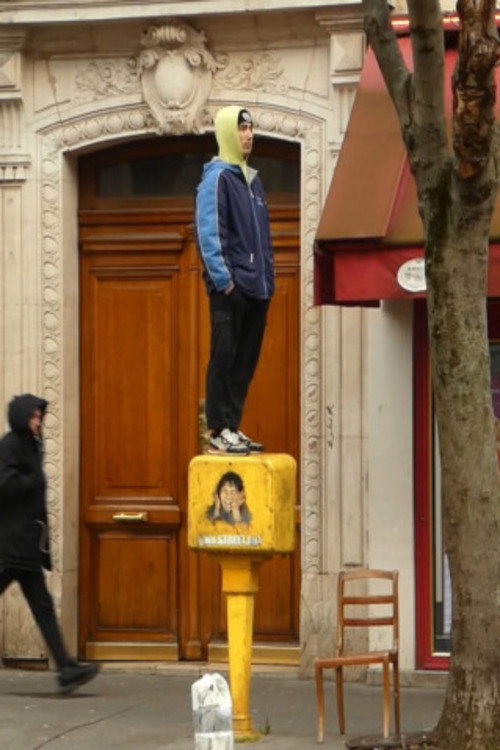 Qu'il pique encore où qu'il grésille