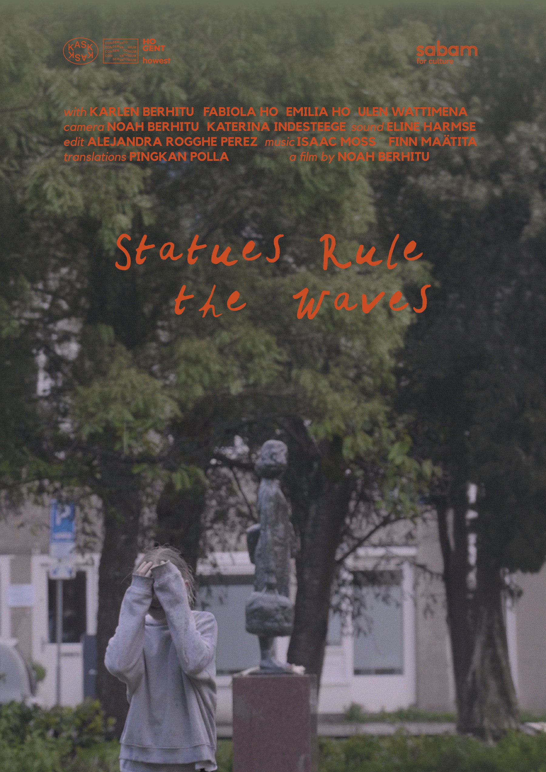 Statues Rule the Waves