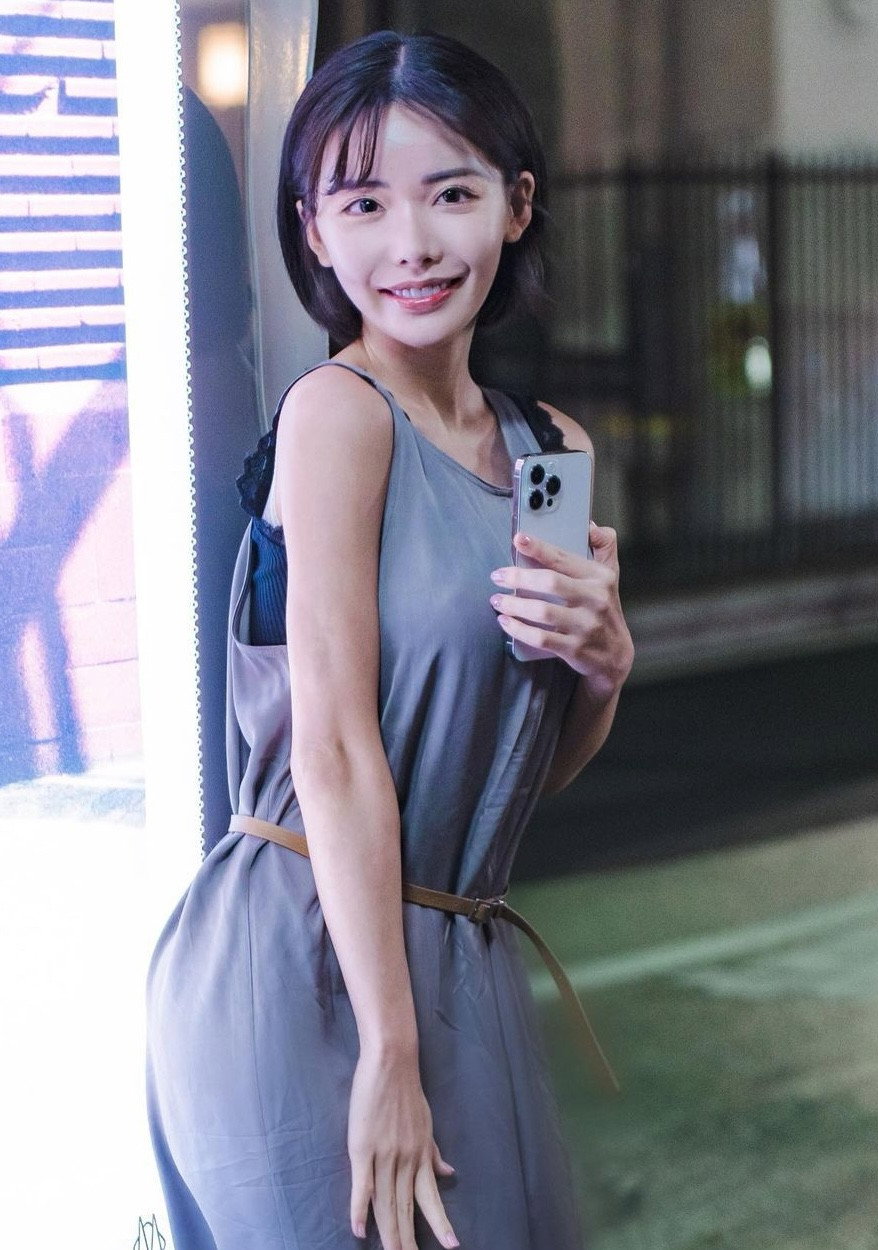 深田えいみ