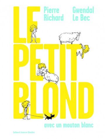 Der kleine Blonde mit dem weißen Schaf