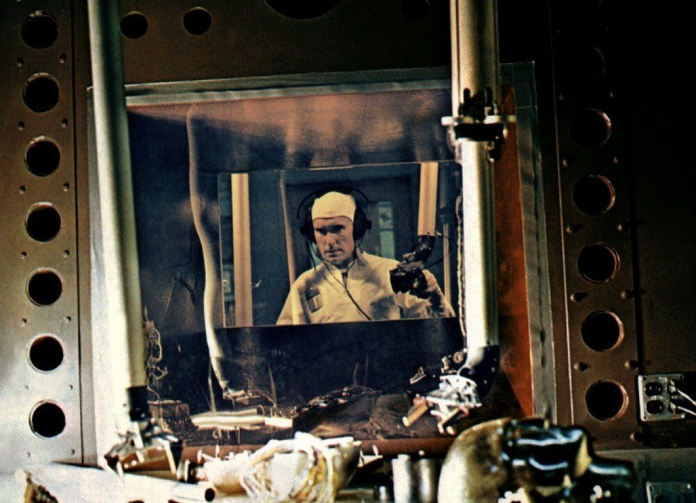 Галактика THX-1138 — кадр 9