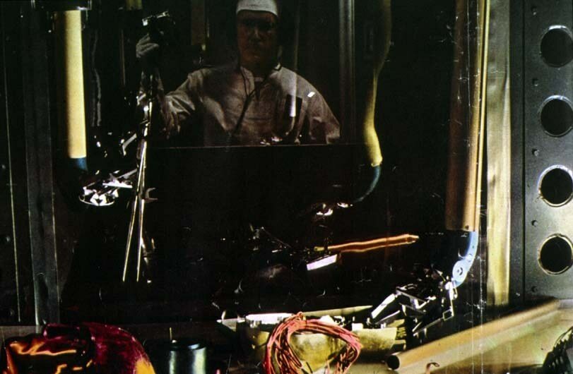 Галактика THX-1138 — кадр 4