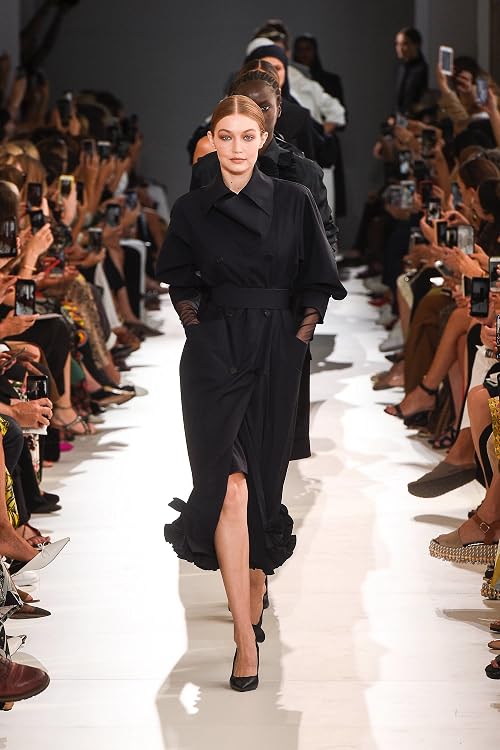 Max Mara: Spring/Summer 2019 at London Fashion Week