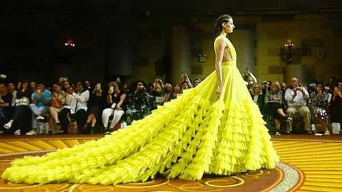 Christian Siriano: Spring/Summer 2019 at NYFW