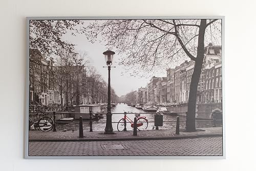 Vilshult: An Amsterdam Picture from IKEA