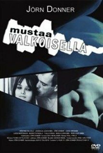 Mustaa valkoisella