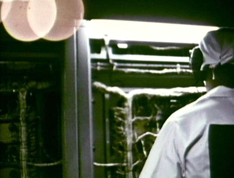 Электронный лабиринт THX 1138 4EB — кадр 6