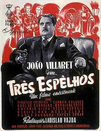 Três Espelhos