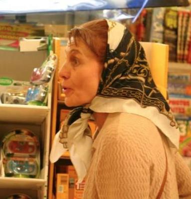 La vieille qui roulait au super