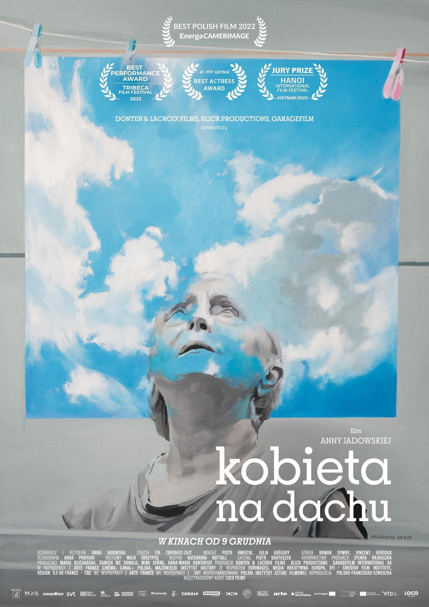 Kobieta na dachu