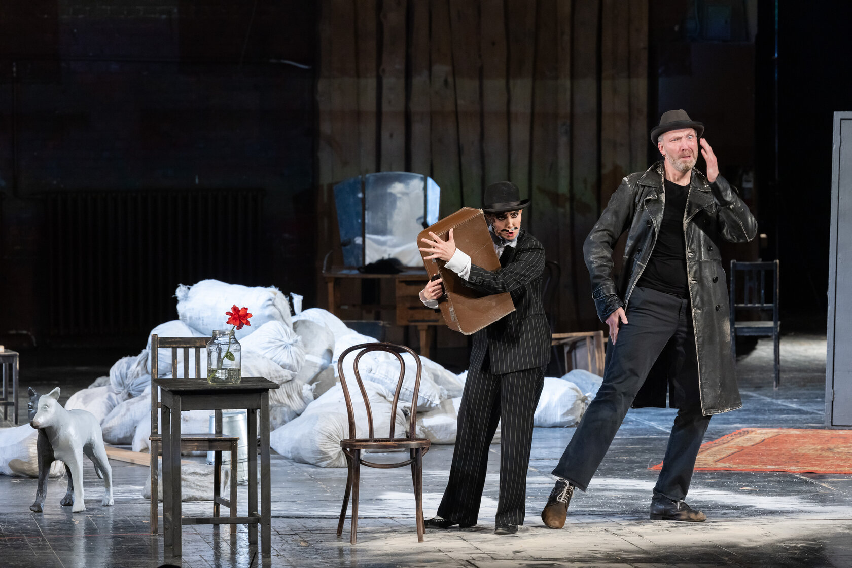 TheatreHD: Добрый человек из Сезуана — кадр 9