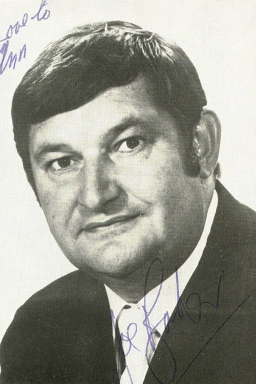 Джо Бэйкер