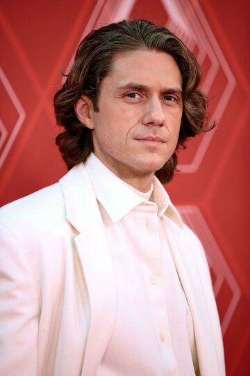 Aaron Tveit