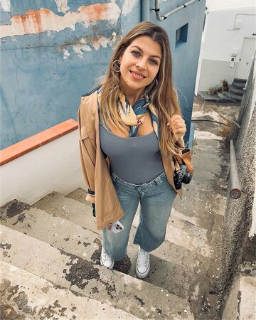 Thais Blume
