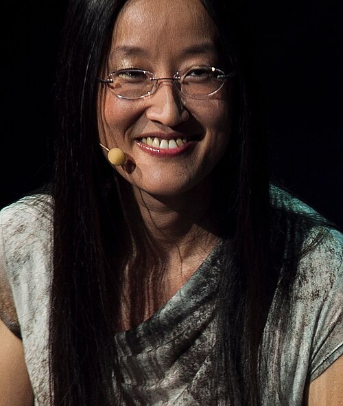 Дженнифер Ю Нельсон