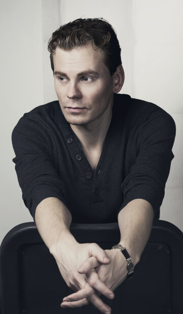 Сергей Ларин