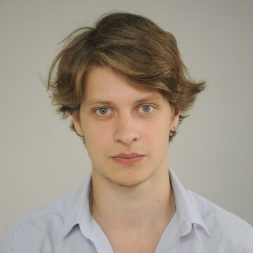 Нікіта Смольянінов