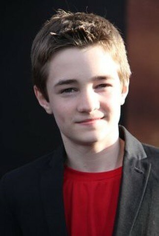 СиДжей Адамс