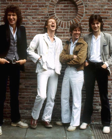 Dire Straits