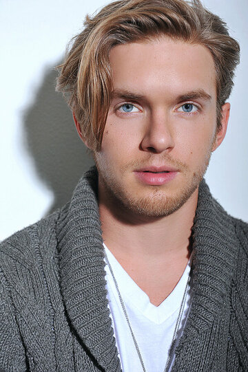 Chris Brochu
