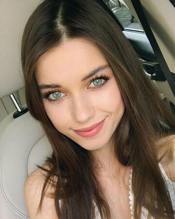 Afra Saraçoğlu