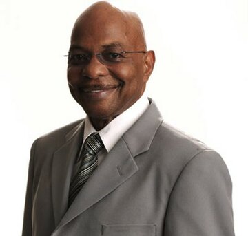 Teddy Long