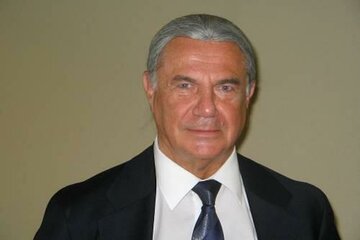 Джон Томпсон