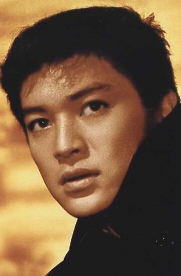 Кэйитиро Акаги