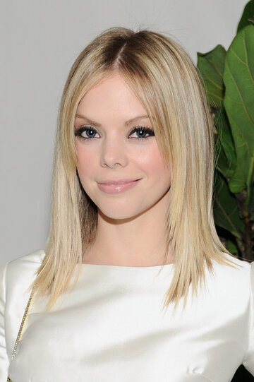 Dreama Walker