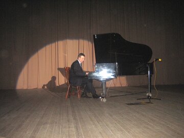Андрей Батурин