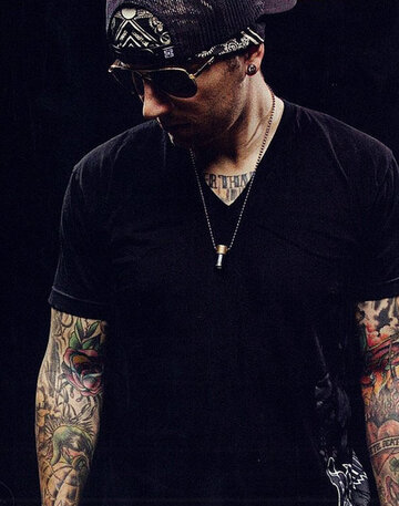 M. Shadows