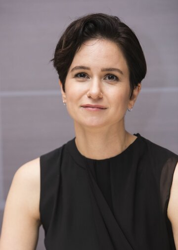 Katherine Waterston