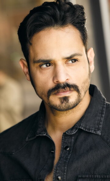 Adrian Quiñonez
